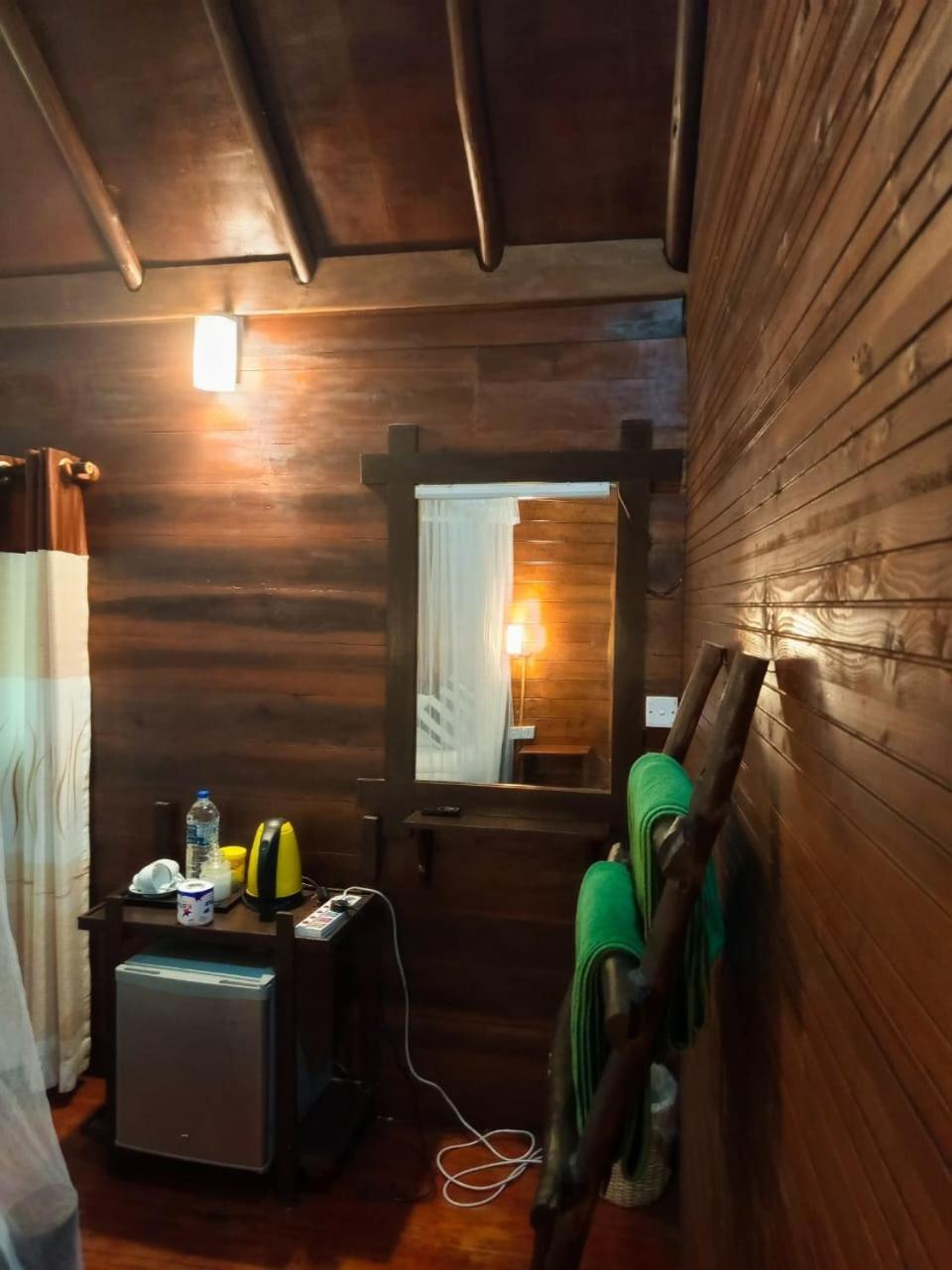Jungle Face Inn 엘라 외부 사진